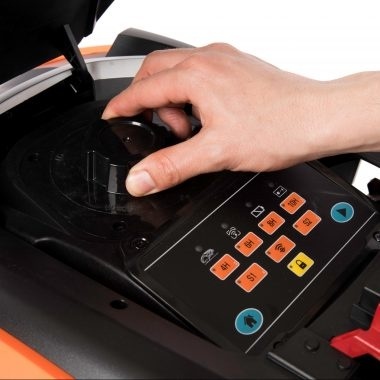 Robot tonte pas cher Yard Force LUV